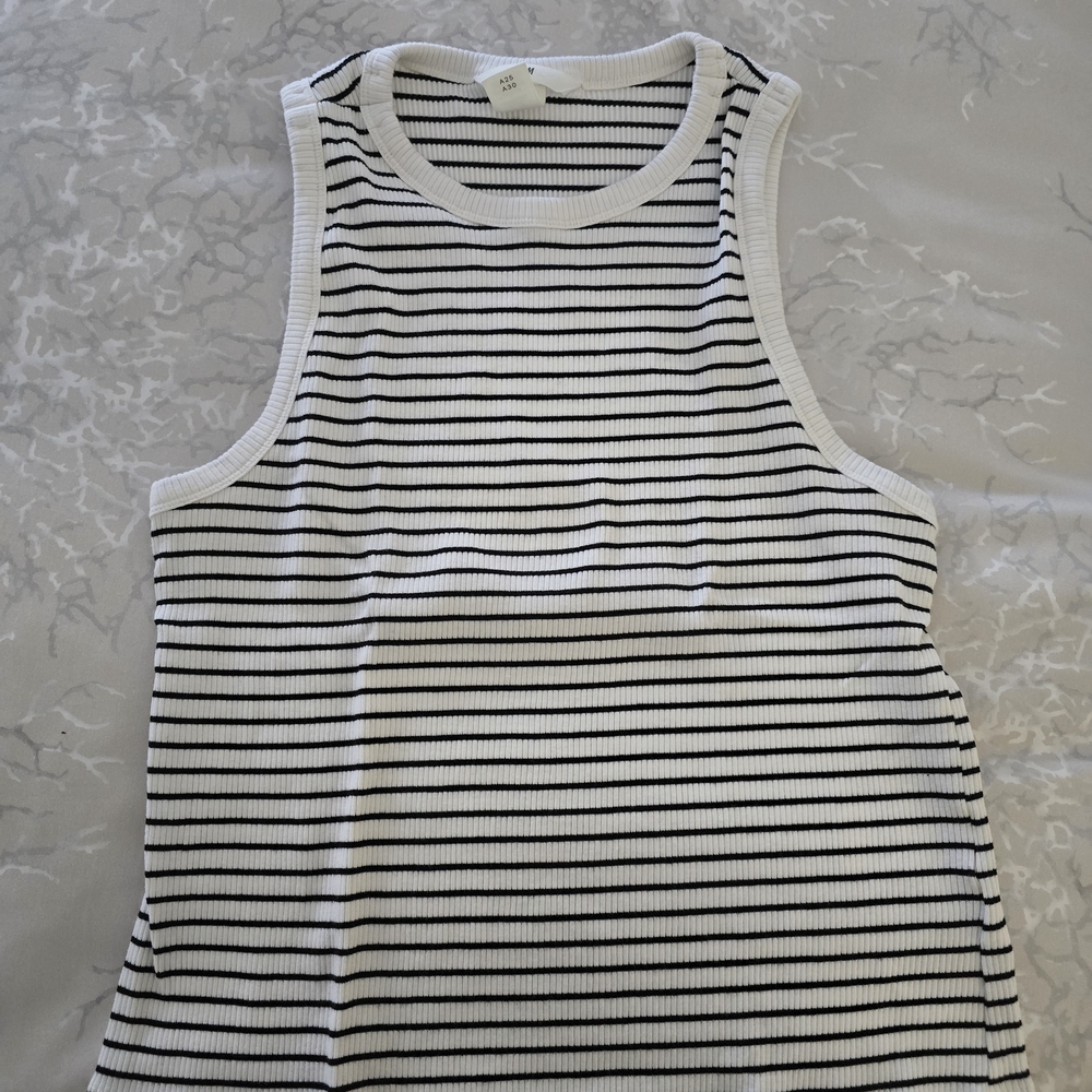 H&M White and Black Striped Ribbed Tank Top